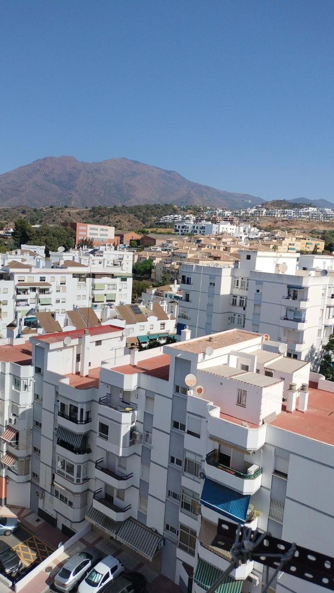 Habitacion Con Vistas Preciosas En Piso Compartido 埃斯特波纳 外观 照片